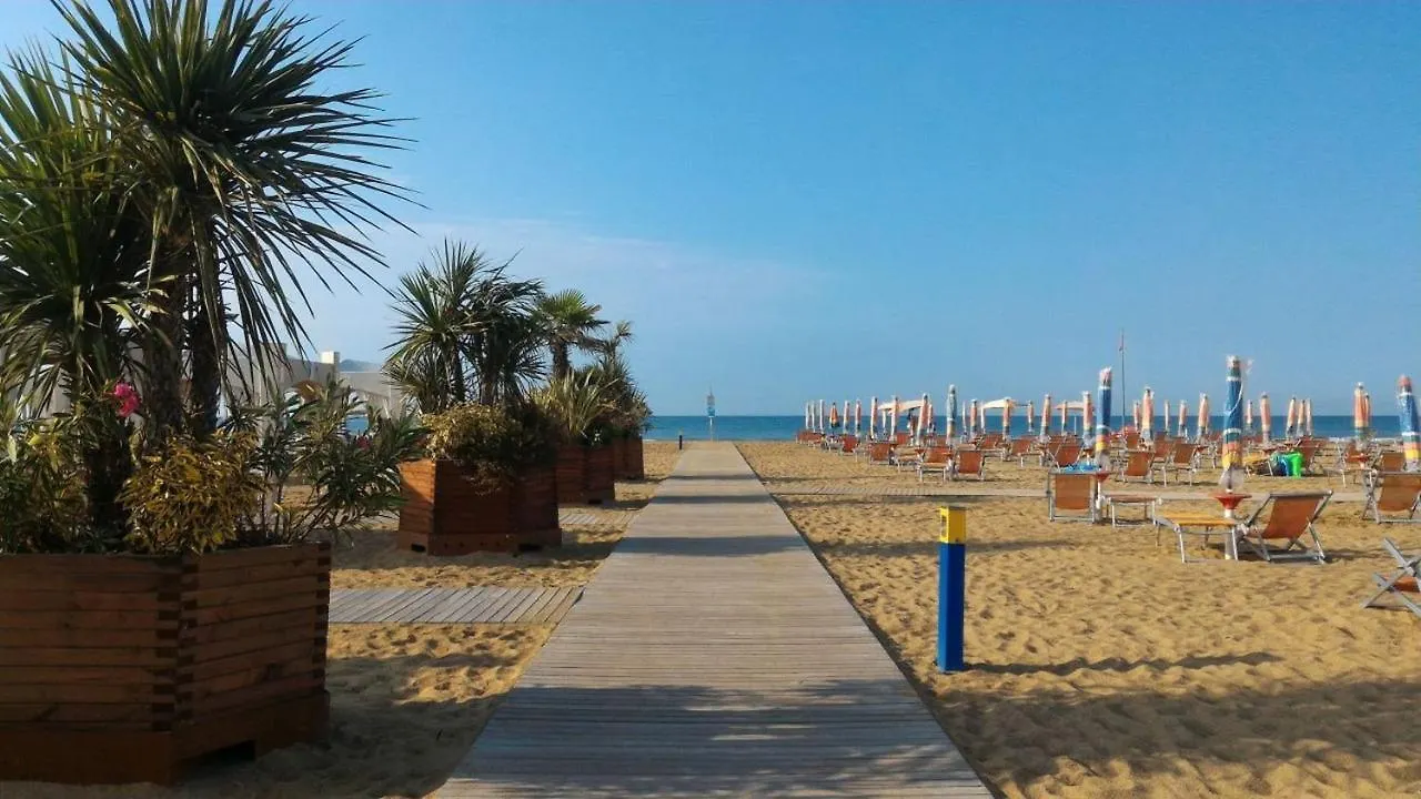 Villa Lucina Bibione 0*,